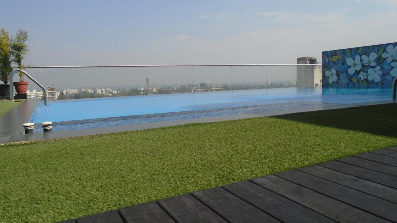 Hotel Vrishali Executive Kolhapur Exterior foto